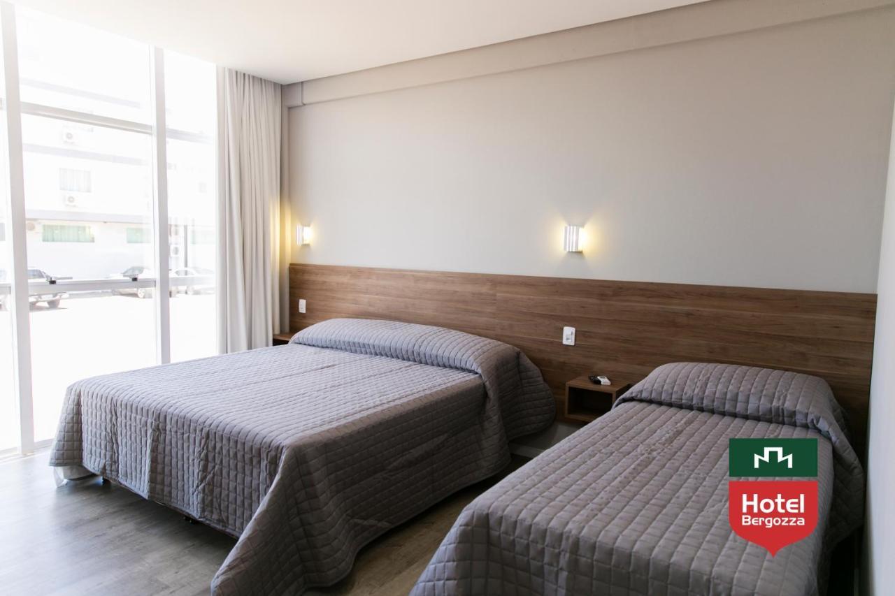 Hotel Bergozza リオ・ド・スル エクステリア 写真